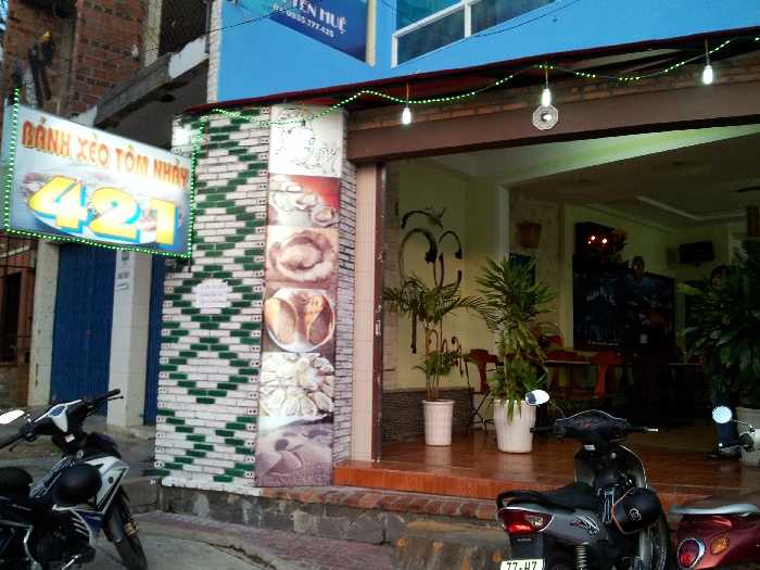 Bánh xèo tôm nhảy Qui Nhơn